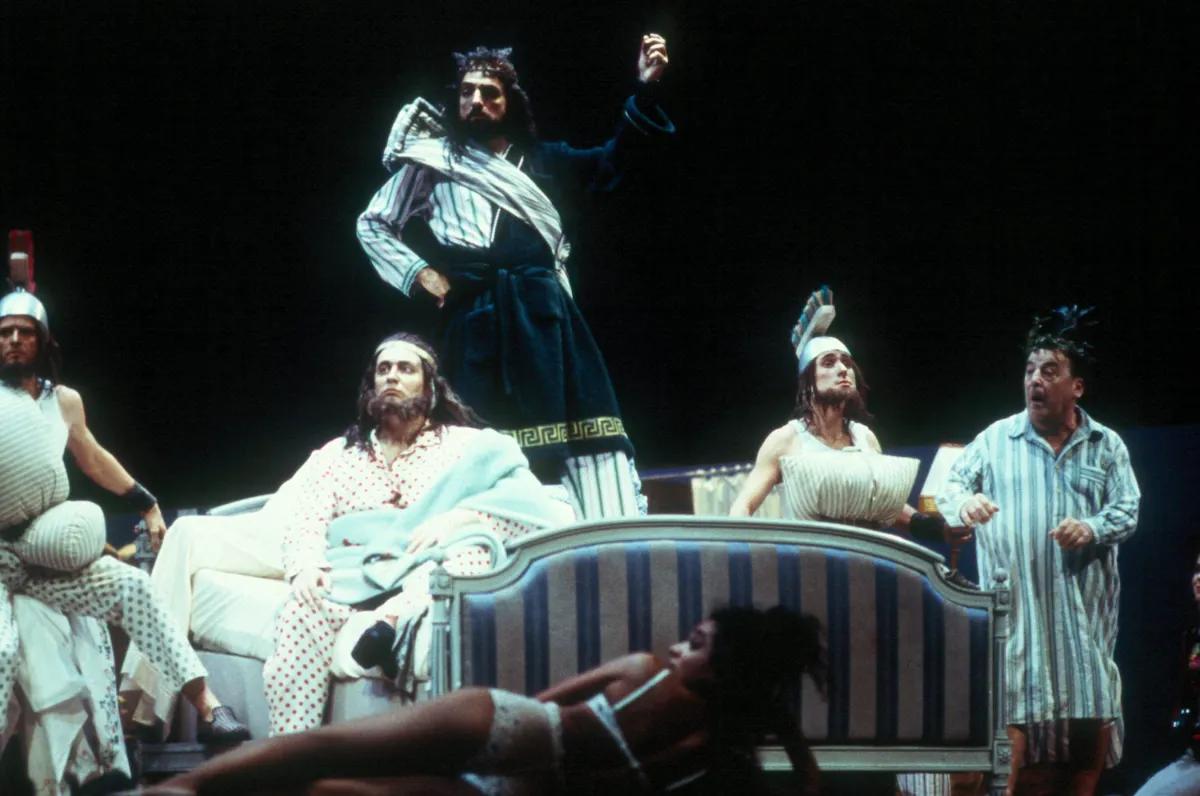 Retransmisja operetki Piękna Helena