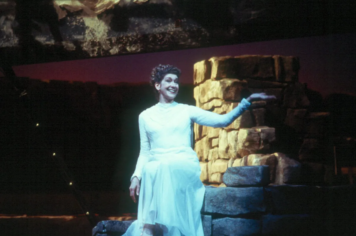 Retransmisja operetki Piękna Helena